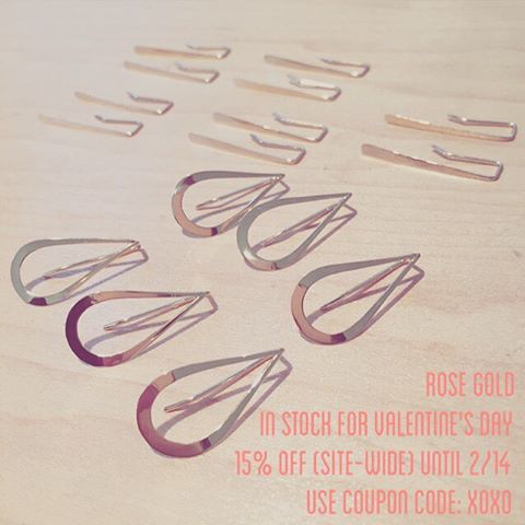 15% off sale now until 2/14 ? I have some cute little rose gold pieces stocked for vday, too. Roses, rosé, and rose gold for the win, Valentines! #emilytriplettjewelry #14krosegold #modernjewelry #sale #metalsmith